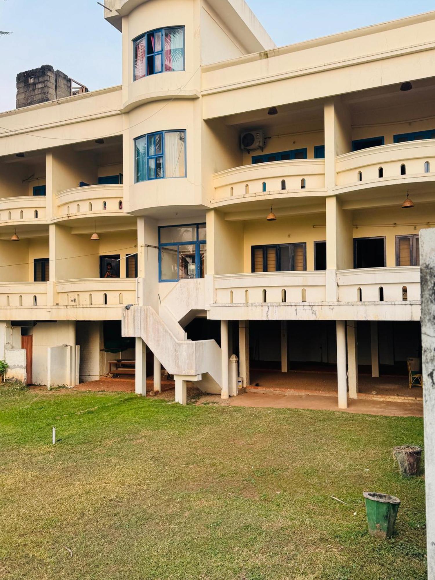 Beach View Balcony Resort By Hello Varkala Exteriör bild