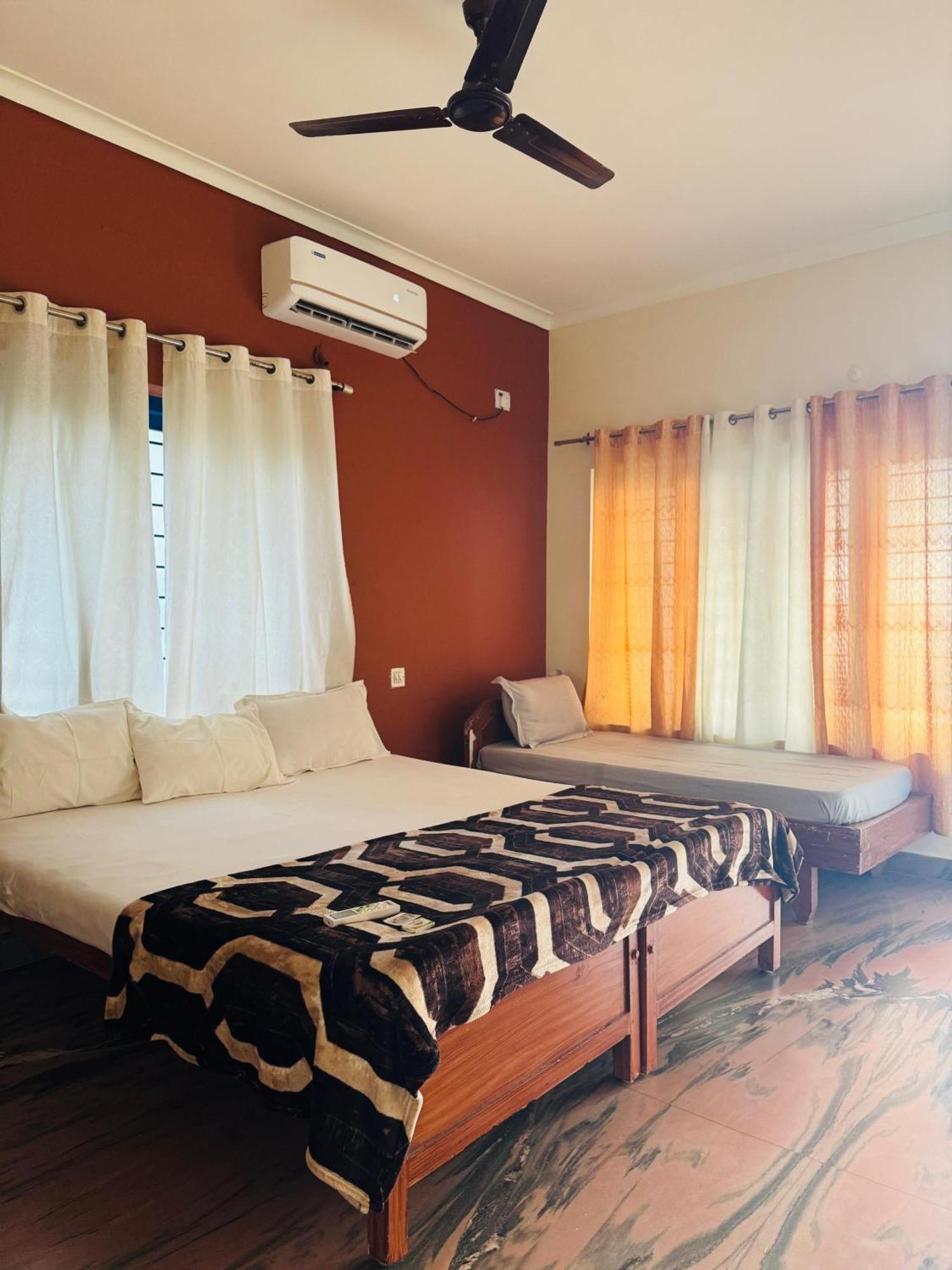 Beach View Balcony Resort By Hello Varkala Exteriör bild