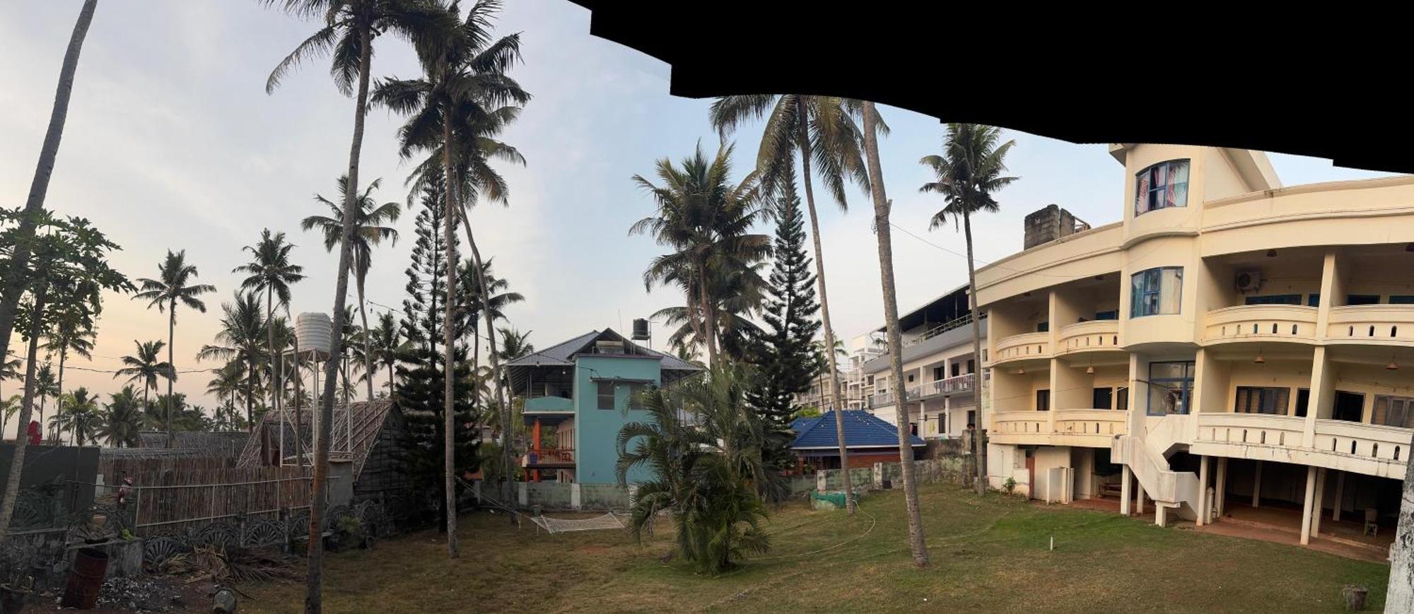 Beach View Balcony Resort By Hello Varkala Exteriör bild