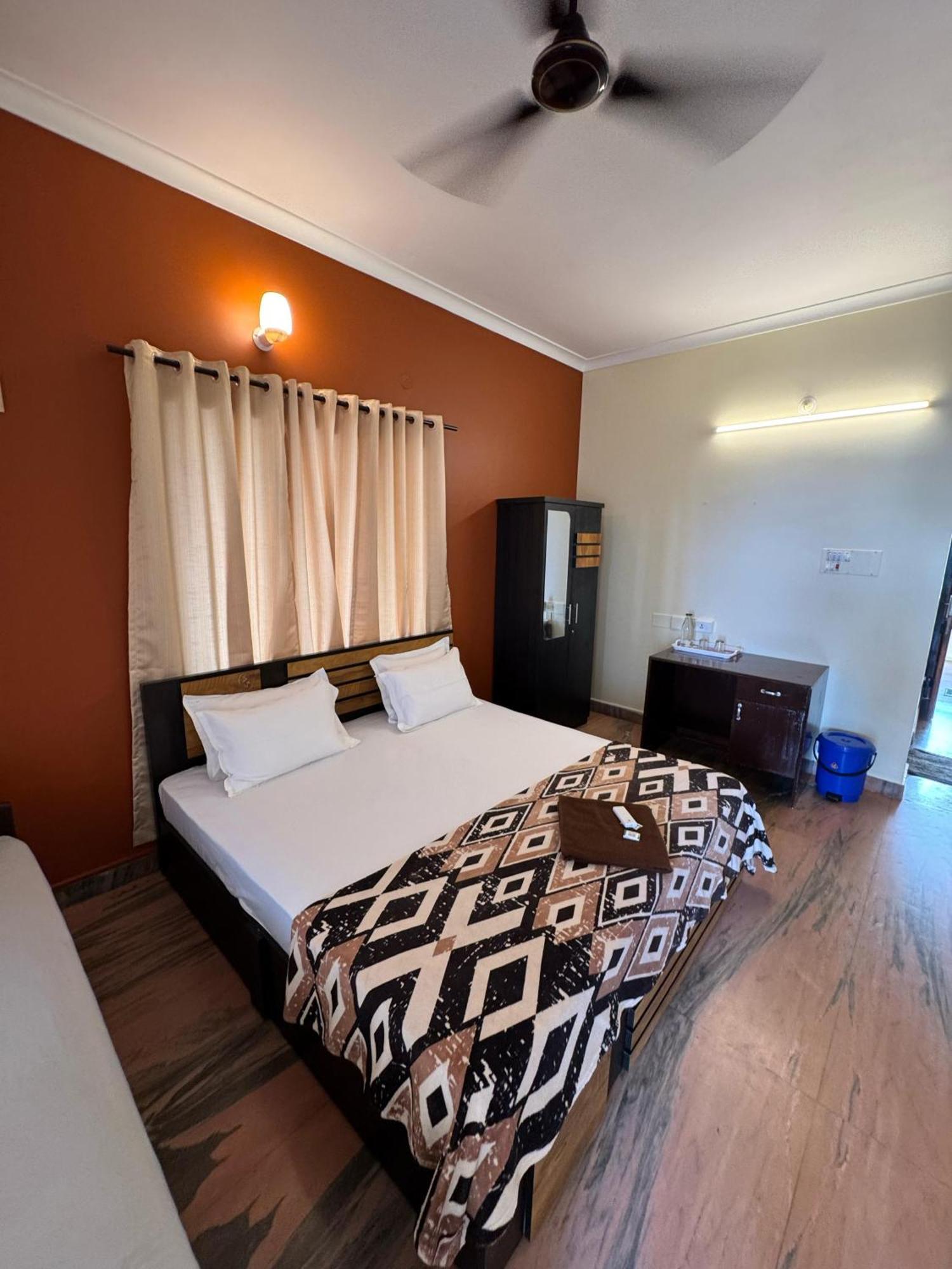 Beach View Balcony Resort By Hello Varkala Exteriör bild